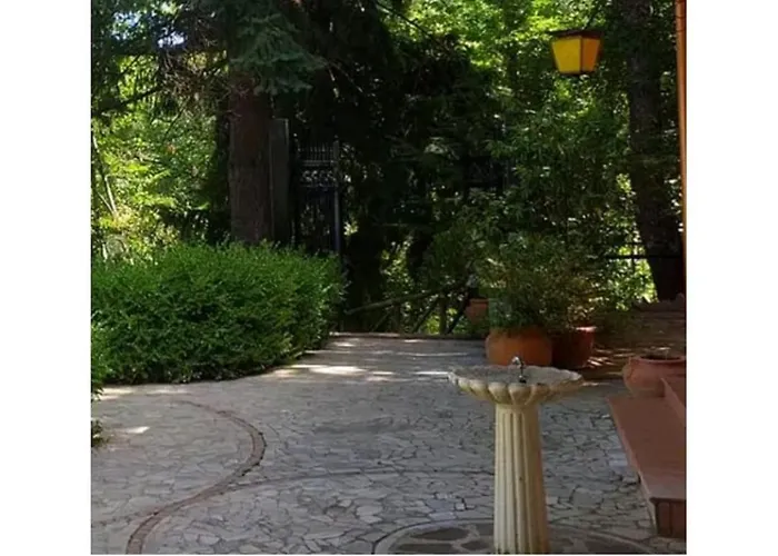 Casa La Sorgente Da Manu * La Palombella